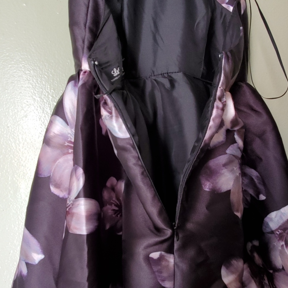 Lulu's botanical bliss backless dress - Picture 7 of 8